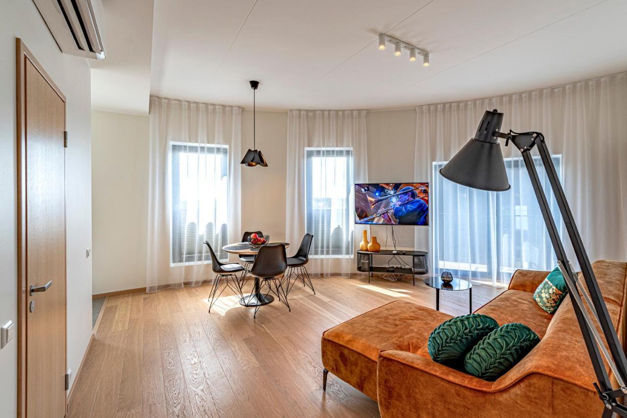 Artisa Riia Str 20B Luxury Penthouse Apartment Tartu Exterior photo